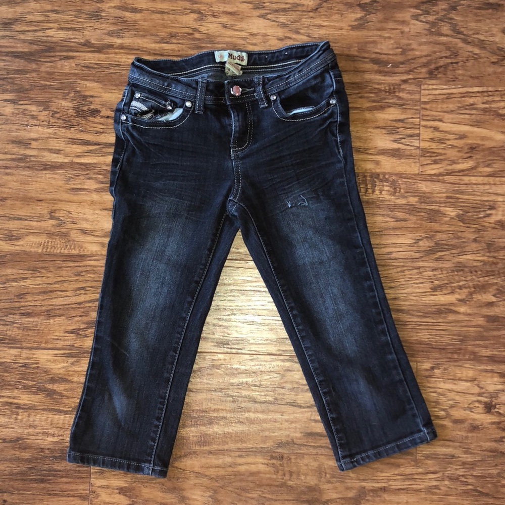 Cute and stylish Capri jeans